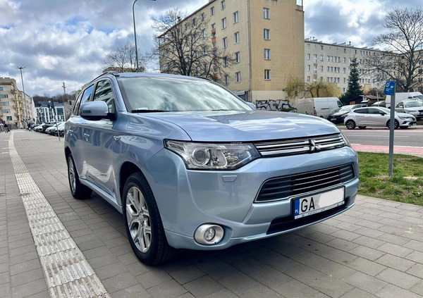 Mitsubishi Outlander cena 60000 przebieg: 209000, rok produkcji 2014 z Gdynia małe 37